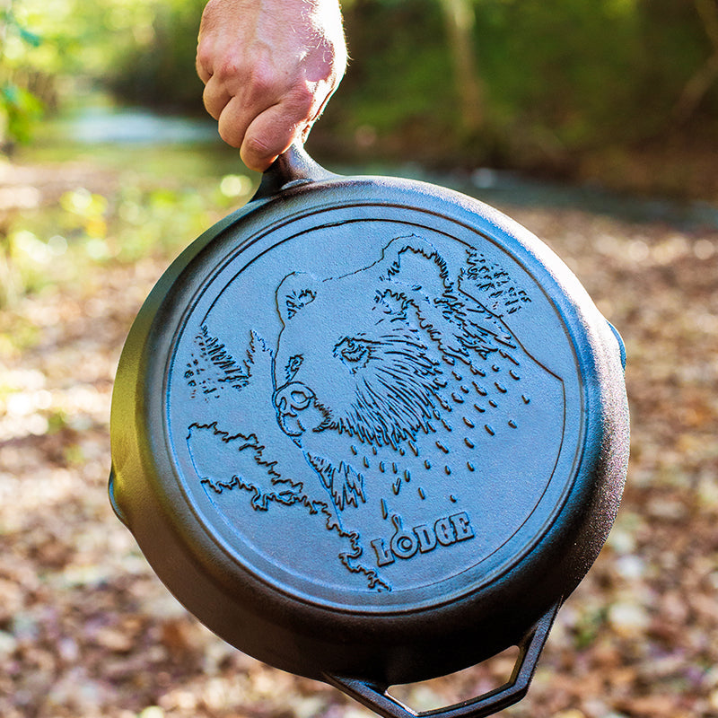 Lodge Castiron - Wildlife Series 12 Inch Cast Iron Bear Skillet - Image 3