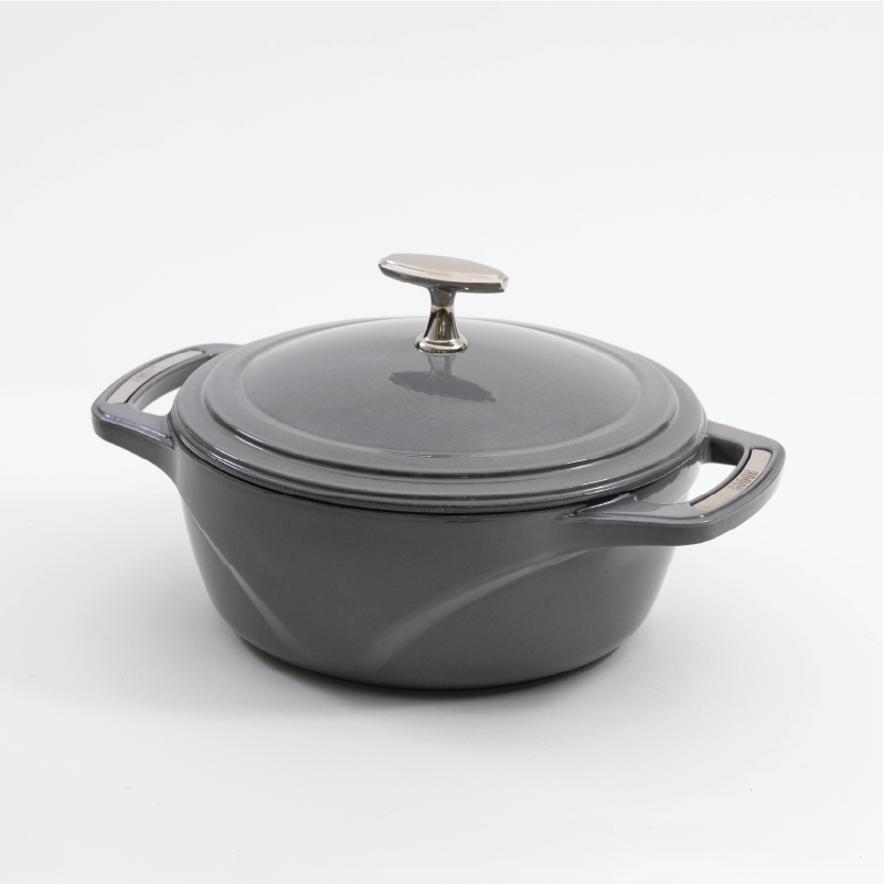 Lodge Castiron - USA Enamel Cast Iron Dutch Oven - Image 3