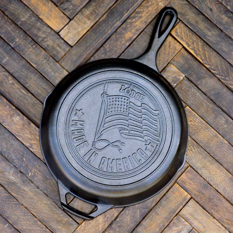 Lodge Castiron - 10.25 Inch Seasoned Cast Iron American Flag Skillet