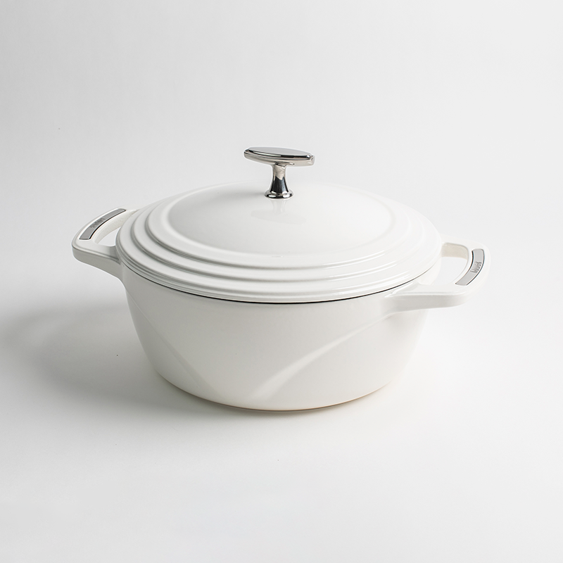 Lodge Castiron - USA Enamel Cast Iron Dutch Oven - Image 39