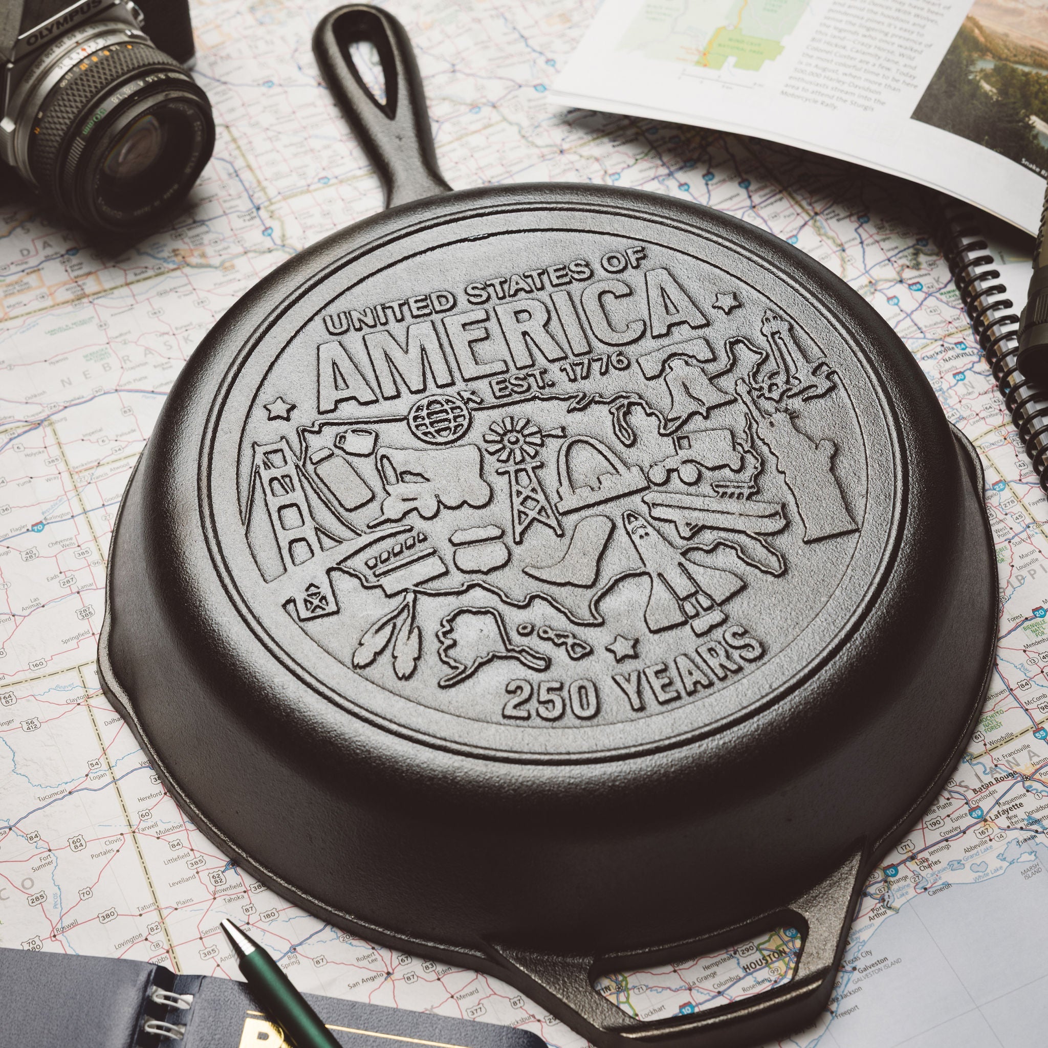 Lodge Ironware - Lodge Ironware - 10.25 Inch Seasoned Cast Iron Skillet, USA Icons - Image 3