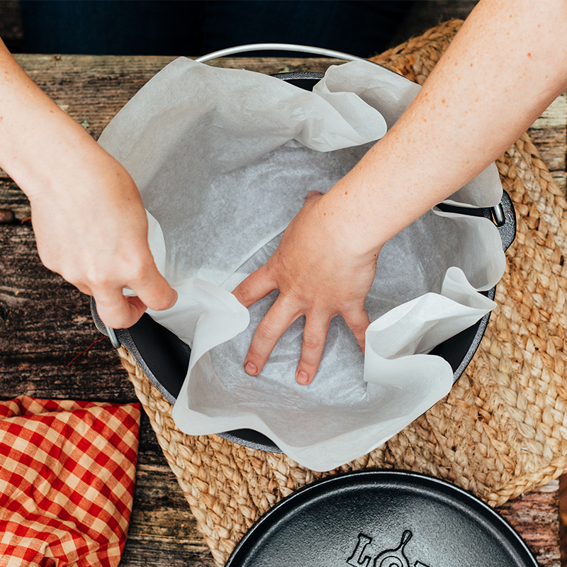 Lodge Ironware - Parchment Dutch Oven Liners - Image 4