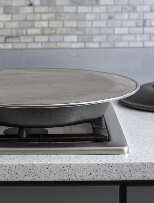Lodge Ironware - Splatter Screens - Image 7