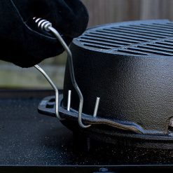 Alternative view of Lodge Castiron - Hook & Carry Steel Handles