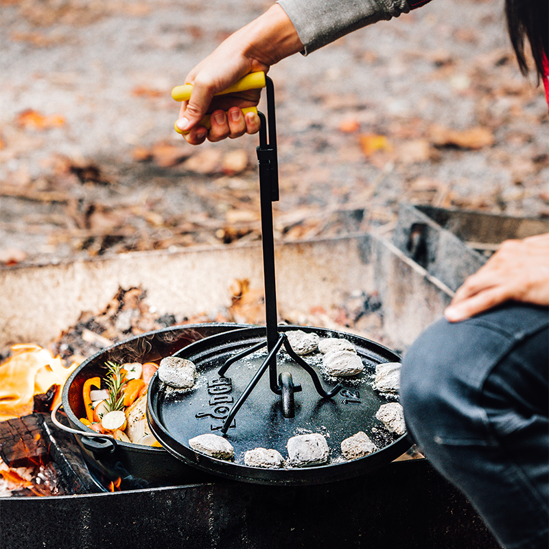 Lodge Castiron - Deluxe Lid Lifter - Image 2