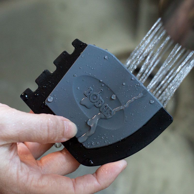 Lodge Castiron - Deluxe Pan Scraper - Image 2