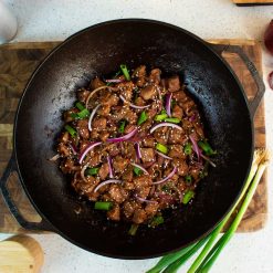 Lodge Castiron - 14 Inch Seasoned Cast Iron Wok