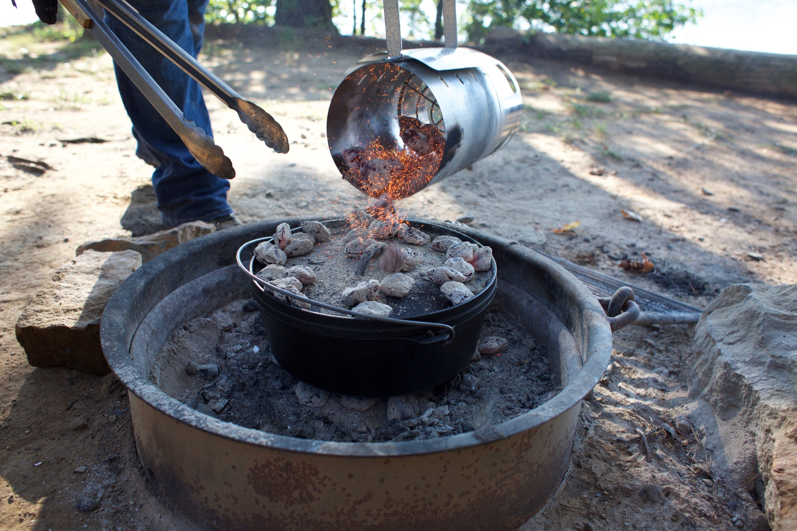 Lodge Castiron - Charcoal Chimney Starter - Image 3