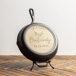 Alternative view of Lodge Castiron - Custom Engraved Milestone Skillet