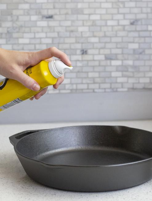 Lodge Ironware - Lodge Ironware - Seasoning Spray Oil - Image 3