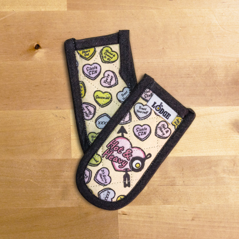 Lodge Castiron - Conversation Heart Handle Holders, Set of Two - Image 3