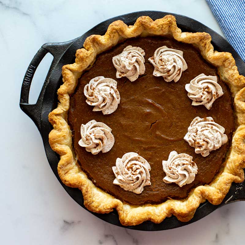 Lodge Castiron - 9 Inch Seasoned Cast Iron Pie Pan - Image 5