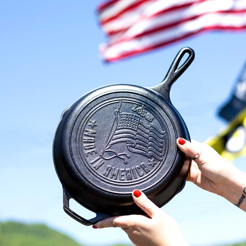 Lodge Castiron - 10.25 Inch Seasoned Cast Iron American Flag Skillet - Image 2