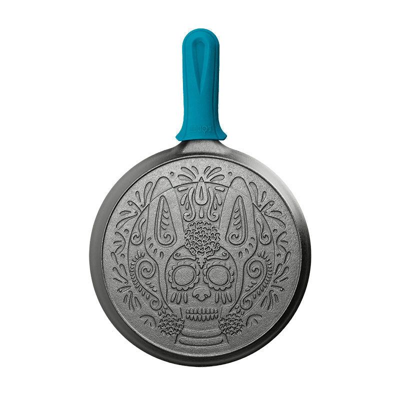 Lodge Castiron - 10.5 Inch Seasoned Cast Iron Xolo Sugar Skull Griddle with Deluxe Handle Holder - Image 6