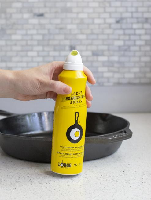 Lodge Ironware - Lodge Ironware - Seasoning Spray Oil - Image 2