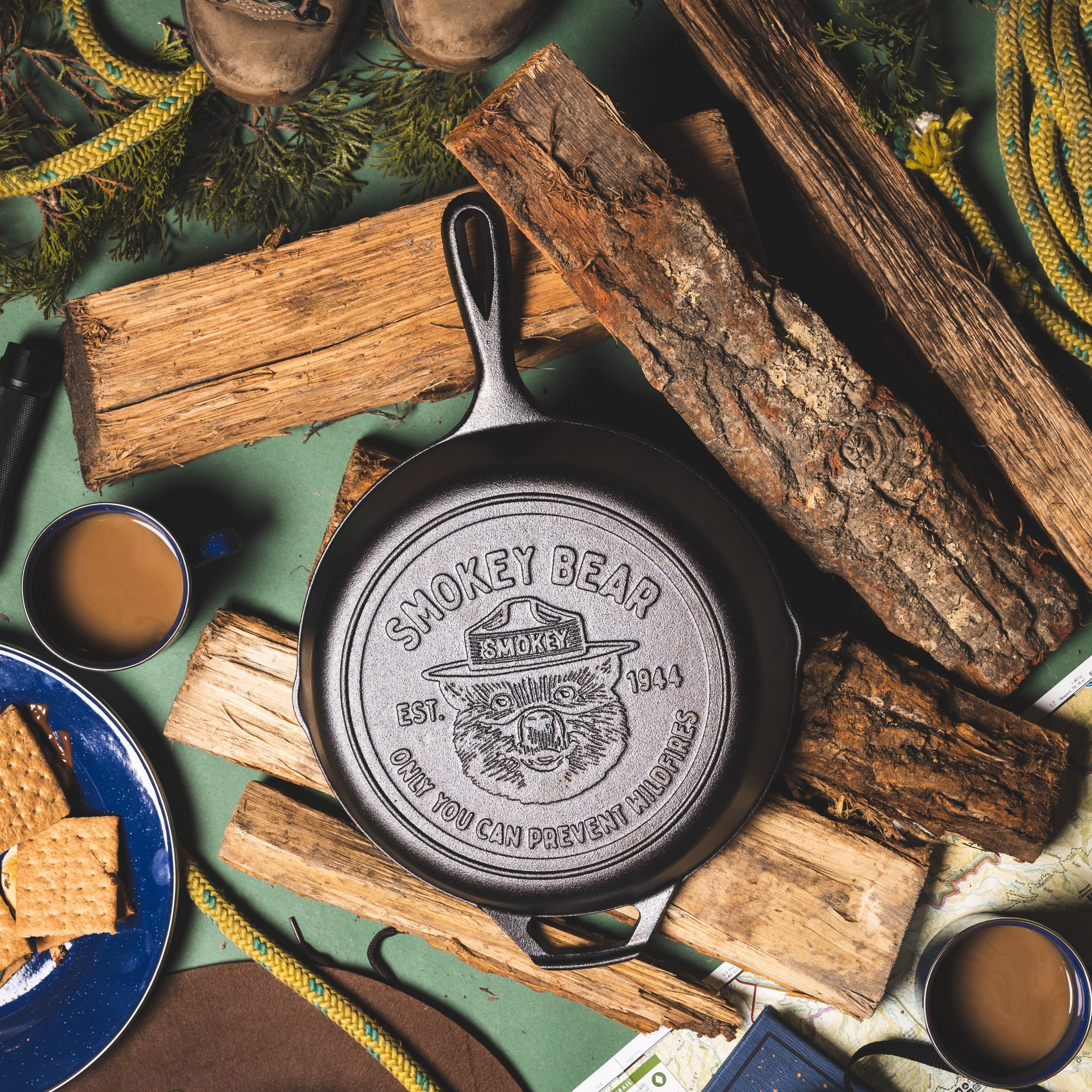 Lodge Castiron - 10.25 Inch Seasoned Cast Iron Smokey Bear Skillet - Image 2