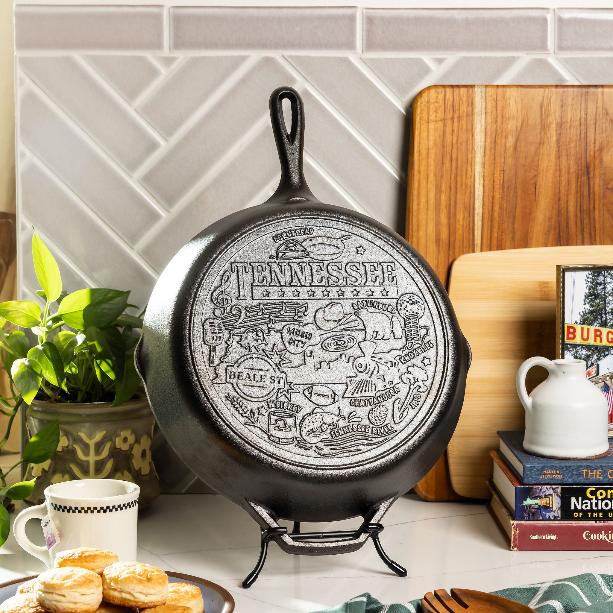 Lodge Castiron - American Road Trip: 12 Inch Seasoned Cast Iron Skillet, Tennessee - Image 2