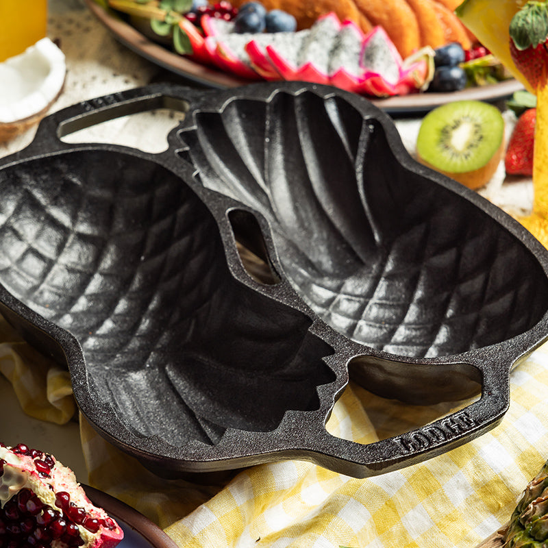 Lodge Ironware - Seasoned Cast Iron Pineapple Pan - Image 3