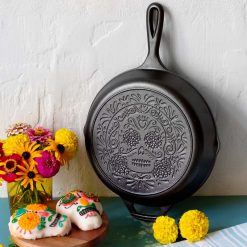 Lodge Castiron - 10.25 Inch Seasoned Cast Iron Sugar Skull Skillet
